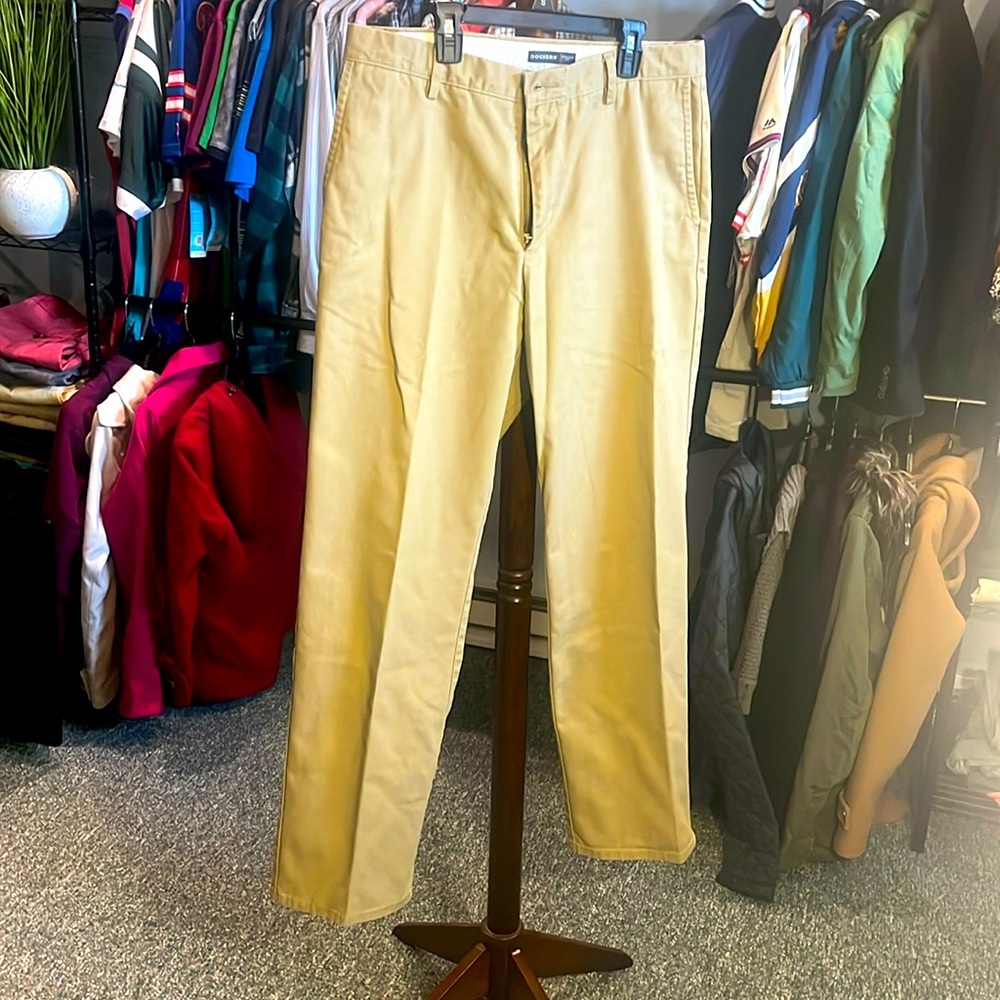 Docker Khaki Pants